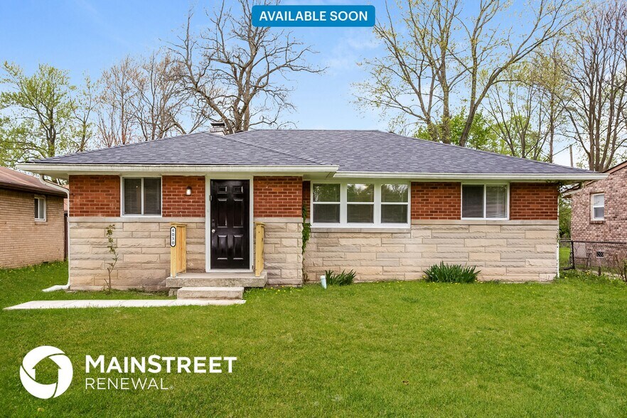Primary Photo - 4030 N Grand Ave