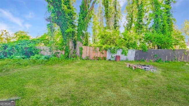 Building Photo - 388 Greencove Ln SE