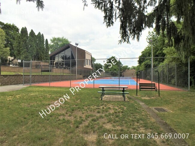 Building Photo - 2 Bed/2.5 Bath Condo in Fox Hill For Rent