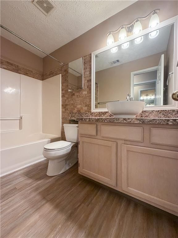 Building Photo - 2711 Highland Ridge NW