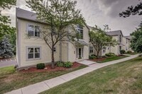 Building Photo - 2221 S Huron Pkwy