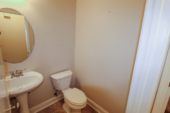 Building Photo - 8100 Burkhalter Rd