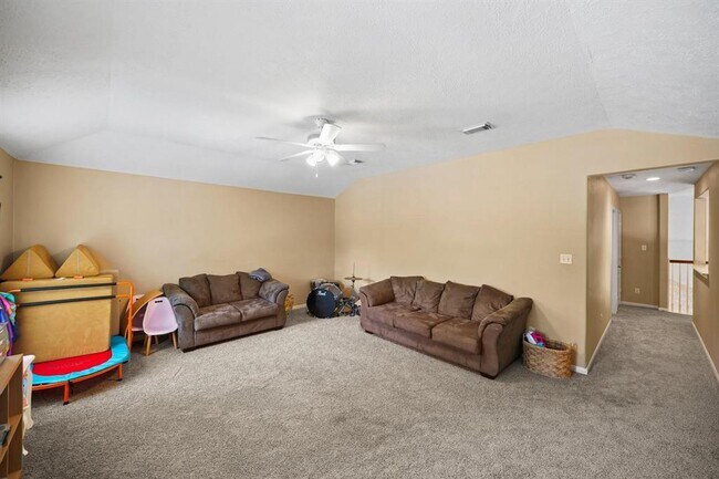 Building Photo - 10008 Dawn Brook Dr