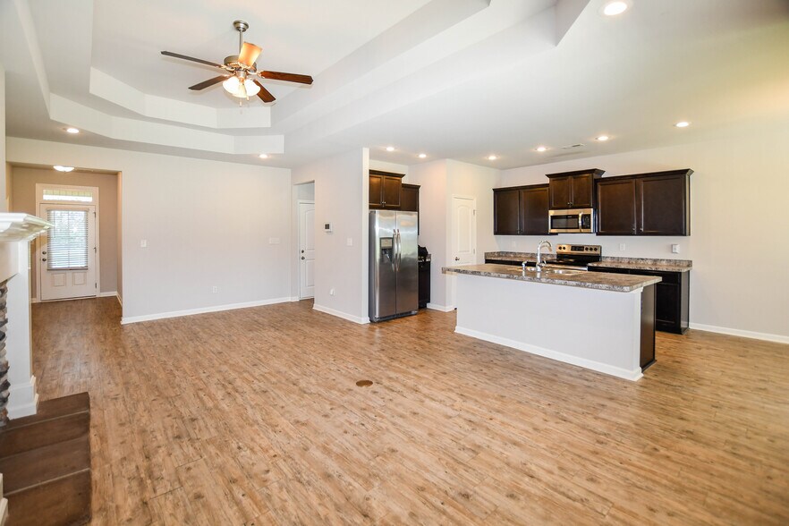 Building Photo - 14426 Water Stream Dr NW