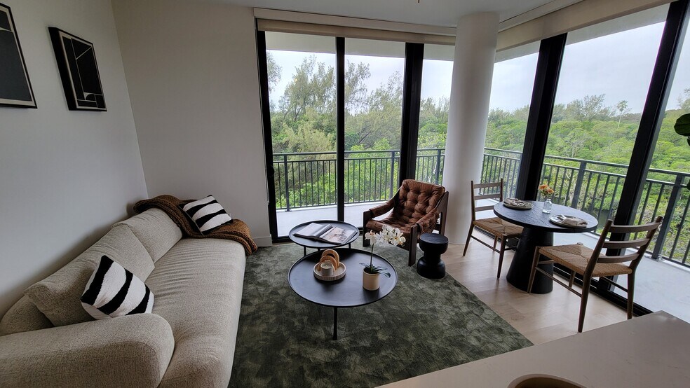 Building Photo - 2490 NE 182nd St