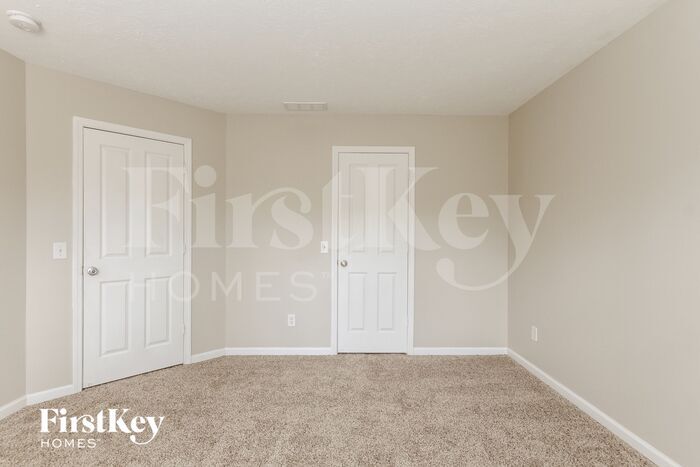 Building Photo - 3521 Ashgrove Dr