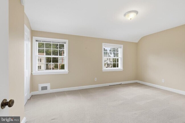 Building Photo - 2803 Cameron Mills Rd