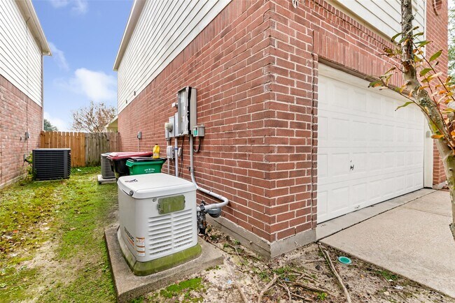 Building Photo - 12206 Beacon Tree Ct