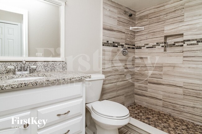 Building Photo - 1013 Taproot Dr