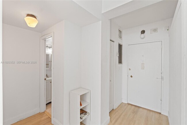 Building Photo - 7135 Collins Ave