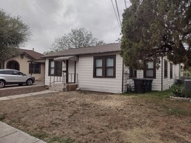 Building Photo - 211 W Huff Ave