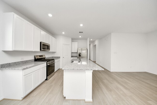 Building Photo - 5615 Buttonbush Ct