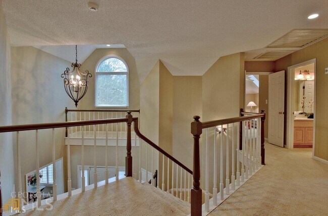 Building Photo - 404 Burgess Point