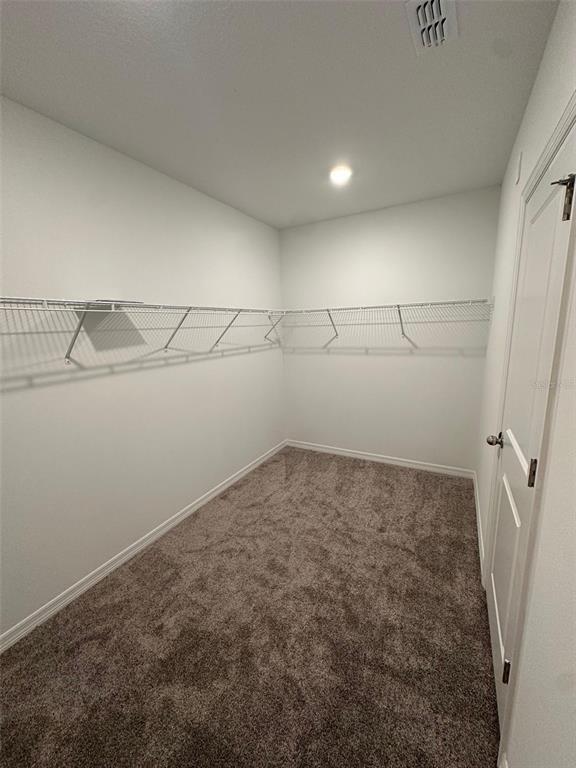 Building Photo - 605 Sand Pne Ln