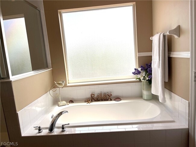 Building Photo - 9350 Via Murano Ct