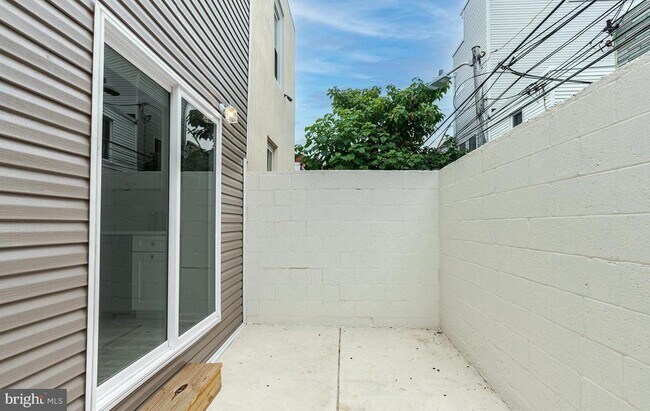 Building Photo - 1745 S 19th St