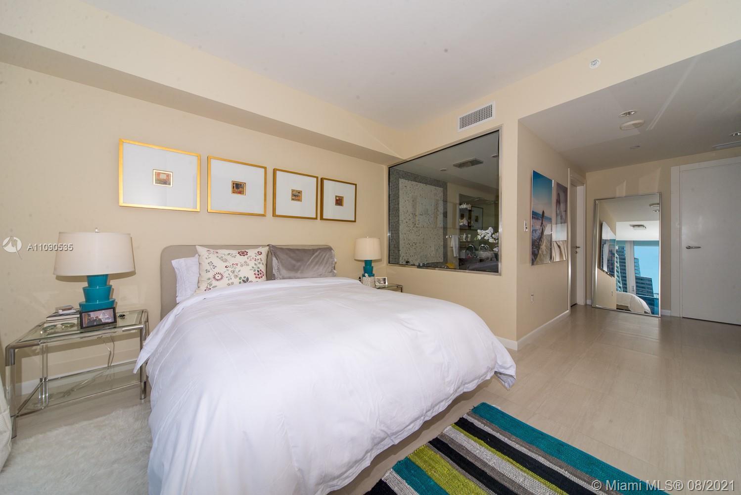 Building Photo - 200 Biscayne Boulevard Way