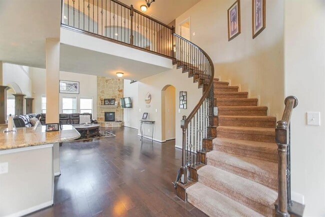 Building Photo - 8133 Tranquil Lake Way