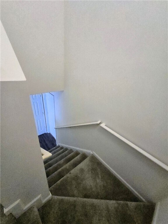 Building Photo - 220 Campus Dr