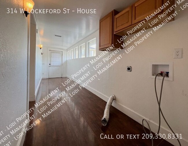 Building Photo - 314 W Lockeford St