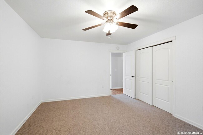 Building Photo - 13259 Rosser Dr