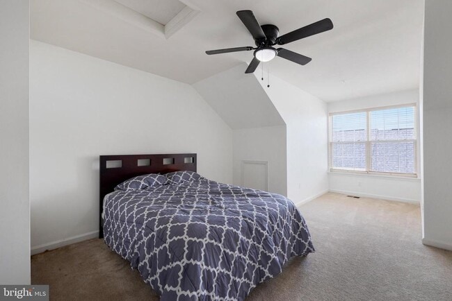 Building Photo - 7207 Barrberry Ln