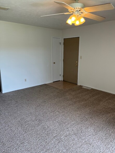 Entry with coat closet - 120 Twyckenham Blvd
