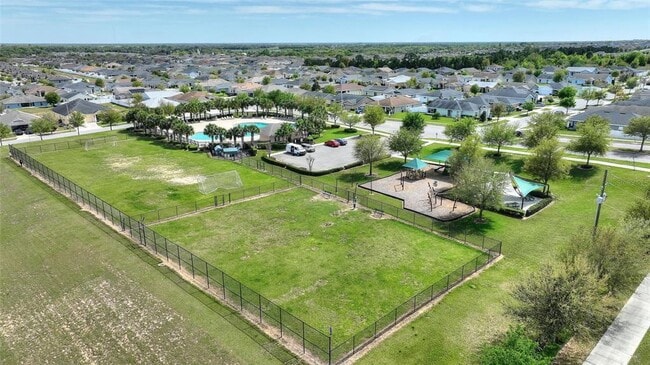 Building Photo - 1501 Woodlark Dr