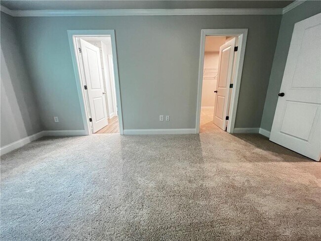 Building Photo - 713 Stickley Oak Way