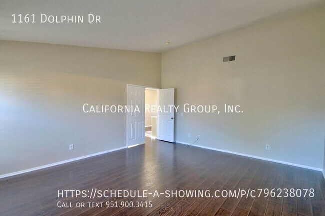 Building Photo - 1161 Dolphin Dr