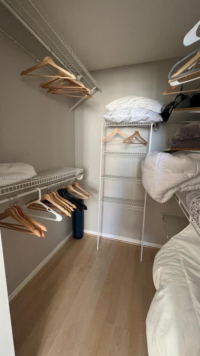 Building Photo - 19801 E Country Club Dr