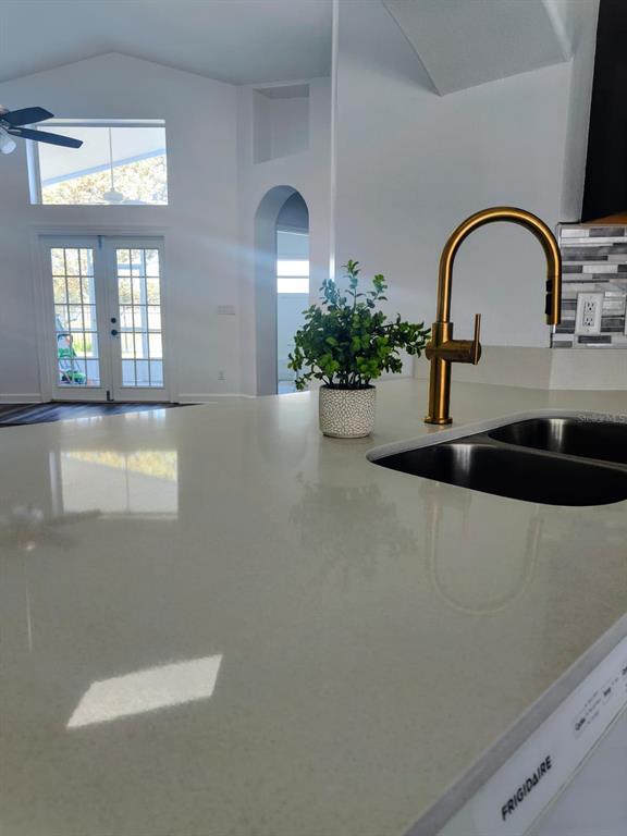 Building Photo - 3045 Lazlo Ln