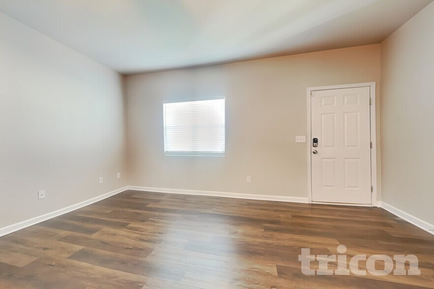Building Photo - 114 Highland Dr