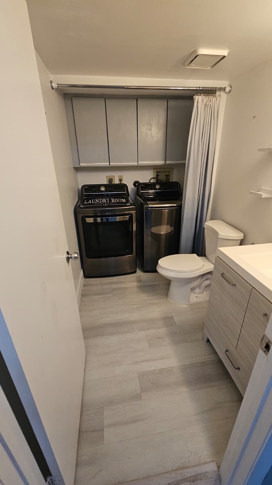 Building Photo - 11880 SW 13th Ct