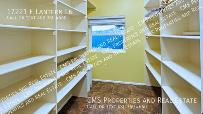 Building Photo - 17221 E Lantern Ln