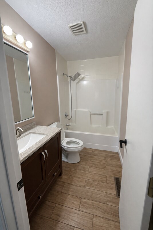 Building Photo - 109 Watzel Ln