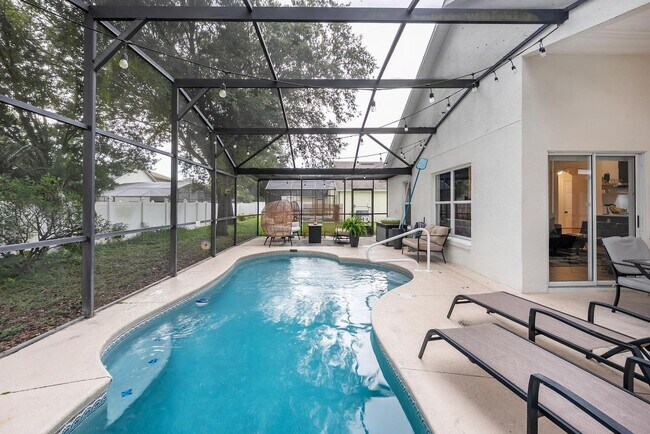 Building Photo - 16631 Rising Star Dr