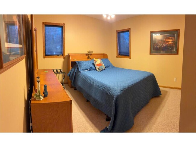 Building Photo - 12617 Old N Shore Dr