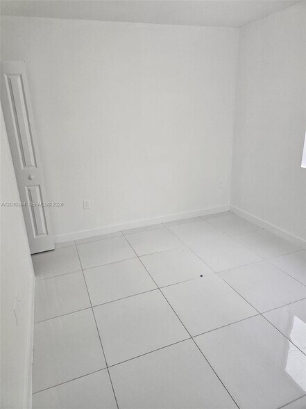 Building Photo - 2773 NW 43rd Ter