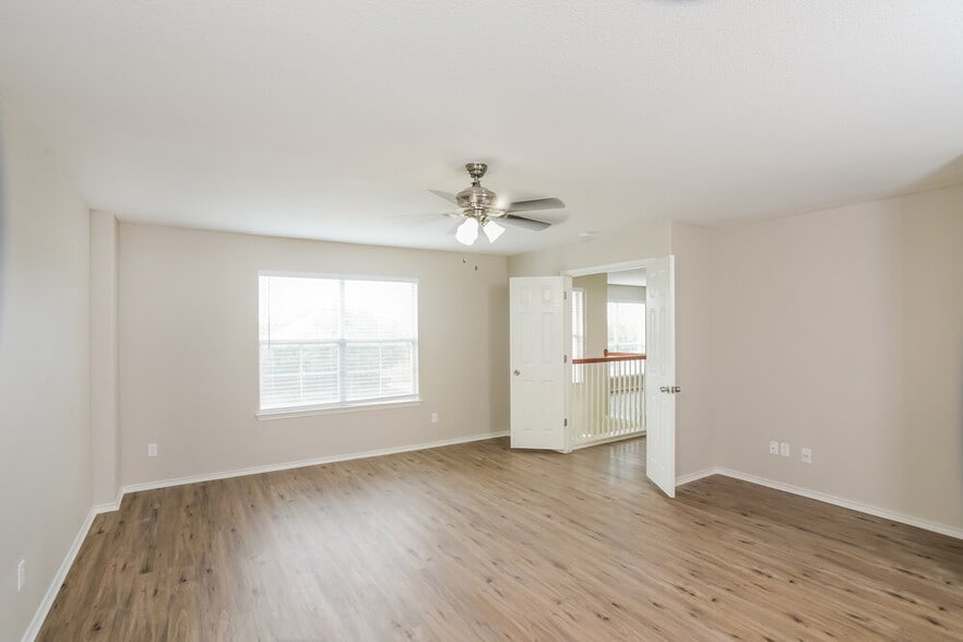 Building Photo - 9941 Pony Spur