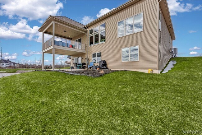 Building Photo - 5473 Firefly Ct