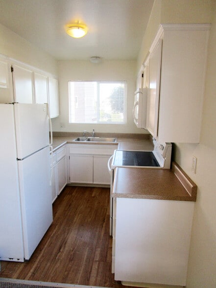 Building Photo - 258 N 12th St