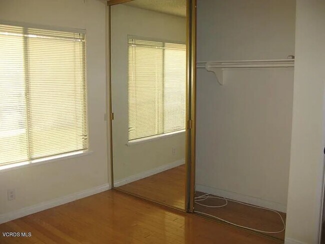 Building Photo - 2208 Summerpark Ct