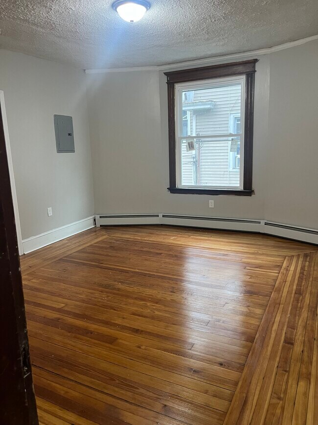 Building Photo - 89 Waterville St