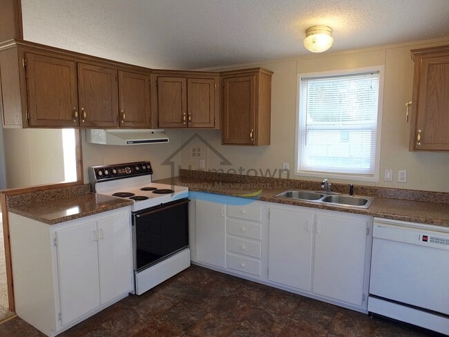 Building Photo - Beautiful 2 Bed 1 Bath Mobile Home in Sagle!