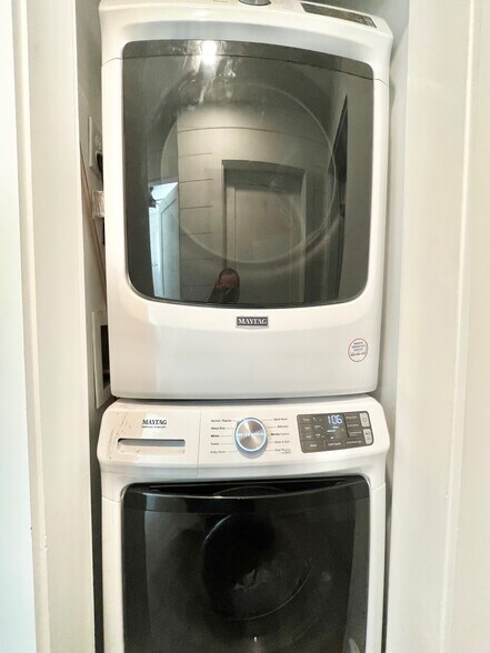 Building Photo - 1510 Tremont St