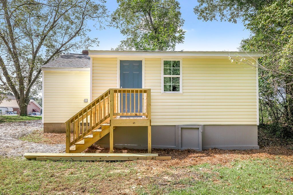 Building Photo - 638 Vickery St