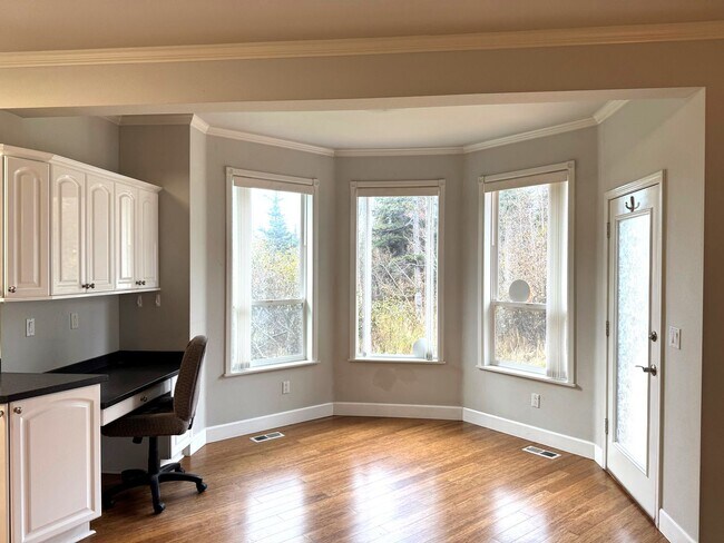 Building Photo - 15904 Noble Point Dr