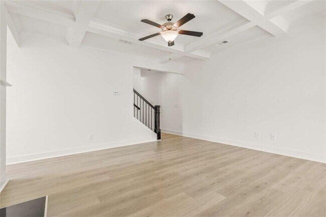 Building Photo - 206 Auburn Valley Wy