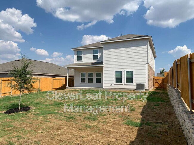 Building Photo - 9039 Gore Cres
